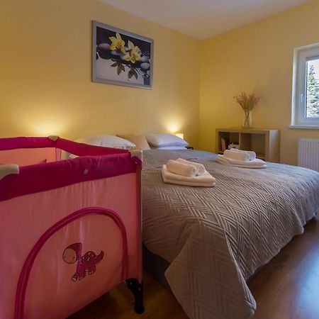 Komfortowy Apartament W Centrum Ustronia Luaran gambar