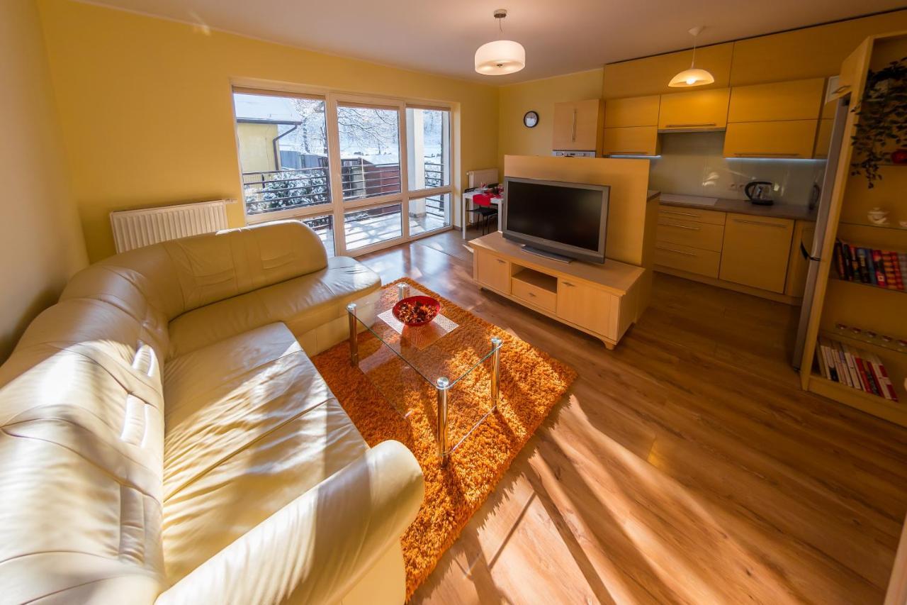 Komfortowy Apartament W Centrum Ustronia Luaran gambar