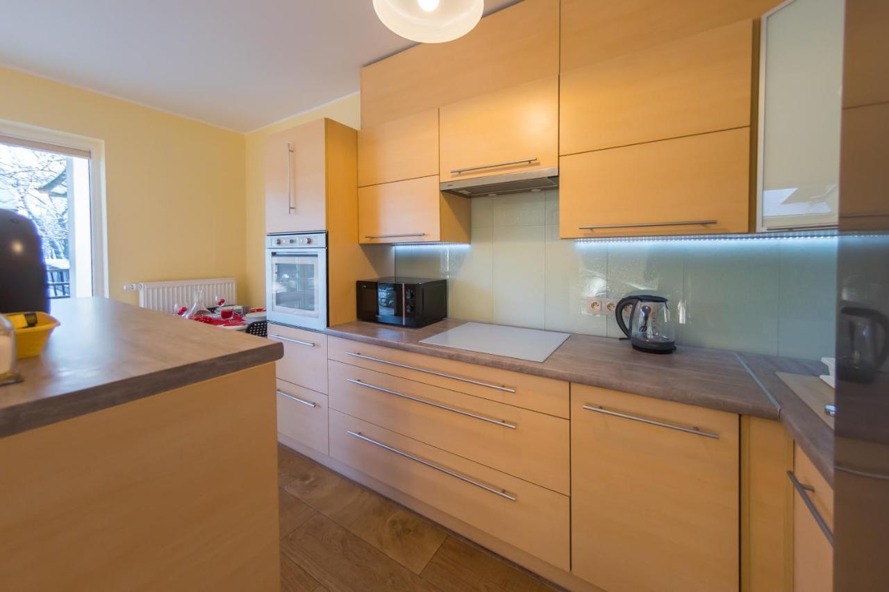 Komfortowy Apartament W Centrum Ustronia Luaran gambar