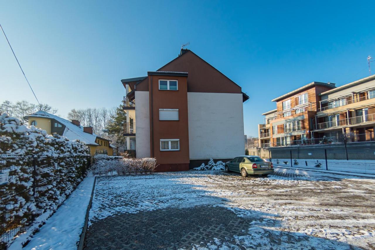 Komfortowy Apartament W Centrum Ustronia Luaran gambar