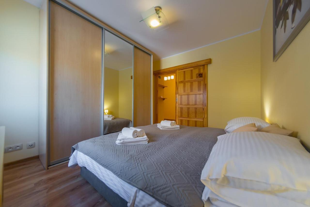 Komfortowy Apartament W Centrum Ustronia Luaran gambar