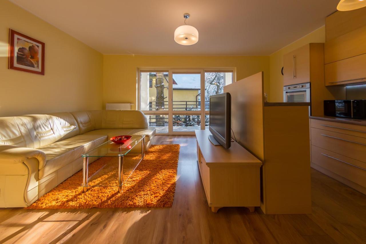 Komfortowy Apartament W Centrum Ustronia Luaran gambar